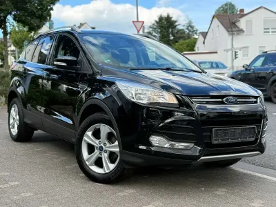Gebraucht Ford Kuga Titanium 150 PS (110 kW) 2016 Iridiumschwarz metallic SUV