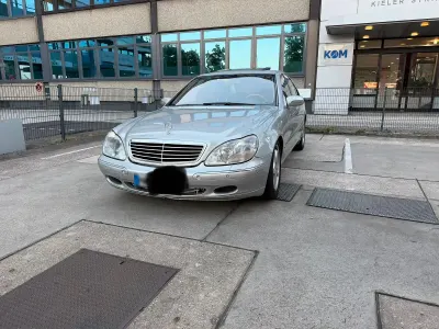 Gebraucht Mercedes S320 197 PS (144 kW) 2000 Silber Limousine