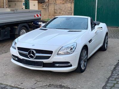 Gebraucht Mercedes SLK200 184 PS (135 kW) 2015 Weiß Cabrio