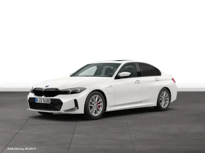 Używany BMW 330e M Sport 292 KM (214 kW) 2025 Biały Sedan/Limuzyna
