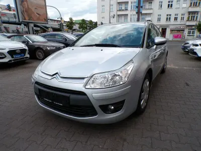 Gebraucht Citroën C4 88 PS (64 kW) 2009 Silber Limousine