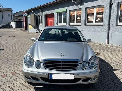 Mercedes E220