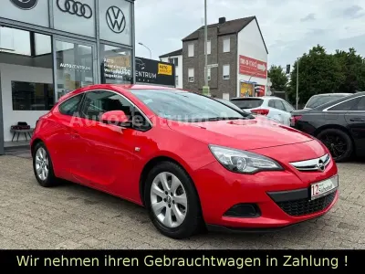Gebraucht Opel Astra GTC 140 PS (102 kW) 2015 Rot Coupé