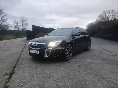 Gebraucht Opel Insignia OPC 325 PS (239 kW) 2010 Schwarz Kombi