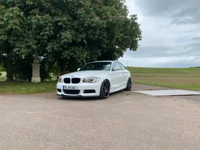 Gebraucht BMW 135 Coupé Performance 370 PS (272 kW) 2011 Weiß Coupé