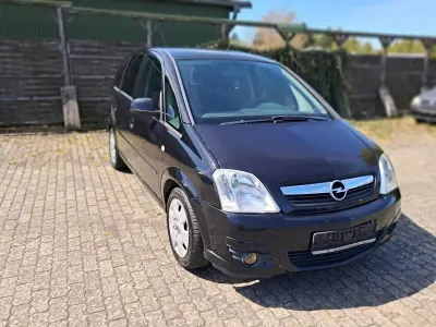 Używany Opel Meriva 90 KM (66 kW) 2008 Czarny Minivan