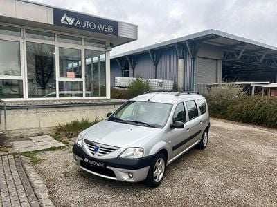 Second-hand Dacia Logan MCV Lauréate 84 CP (61 kW) 2010 Argintiu Break