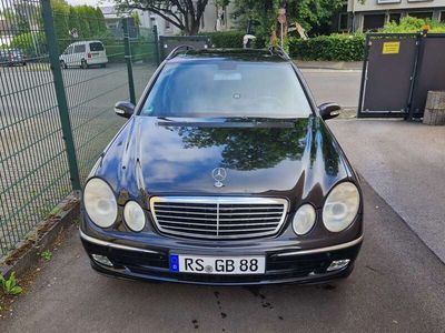 Mercedes E320