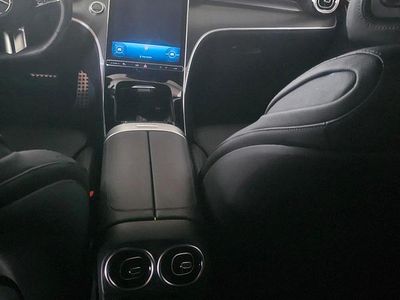 Gebraucht Mercedes C300 286 PS (210 kW) 2023 Schwarz Limousine