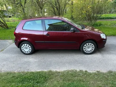 Second-hand VW Polo Trendline 80 CP (58 kW) 2007 Roșu Hatchback