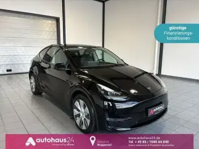 Begagnad Tesla Model Y 378 kW (514 HK) 2023 Svart SUV