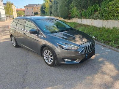 Second-hand Ford Focus Titanium 120 CP (88 kW) 2016 Gri Break