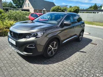 Gebraucht Peugeot 3008 Allure 165 PS (121 kW) 2018 Grau SUV