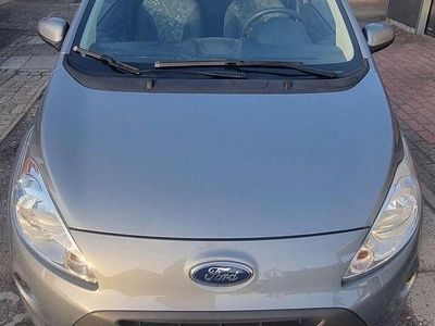 Second-hand Ford Ka Cool & Sound Edition 69 CP (50 kW) 2015 Gri Hatchback