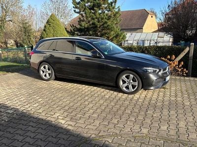Grau Gebraucht 2022 Mercedes C220 Limousine | 31.700 € (Superpreis)