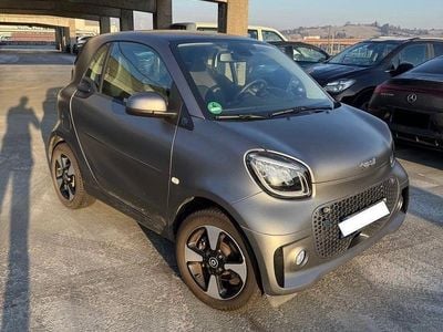 Schwarz Gebraucht 2022 Smart ForTwo Coupé Coupé | 12.100 € (Fairer Preis)