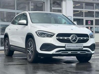 Gebraucht Mercedes GLA220 190 PS (139 kW) 2023 Weiß SUV