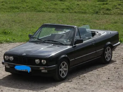 Gebraucht BMW 325 Cabriolet Sport Line 170 PS (125 kW) 1990 Schwarz Cabrio