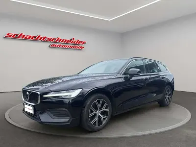 Gebraucht Volvo V60 145 PS (106 kW) 2023 Kombi