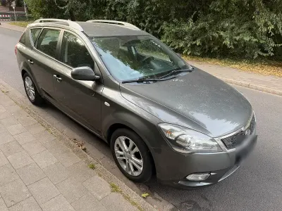 Gebraucht Kia Ceed 90 PS (66 kW) 2012 Grau Kleinwagen