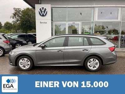 Grau metallic Gebraucht 2023 Skoda Octavia Ambition Kombi | 24.340 € (Fairer Preis)