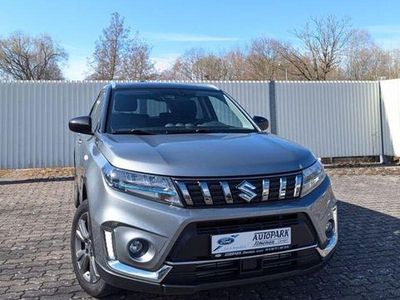 Gebraucht Suzuki Vitara Comfort 129 PS (94 kW) 2022 Silber metallic SUV