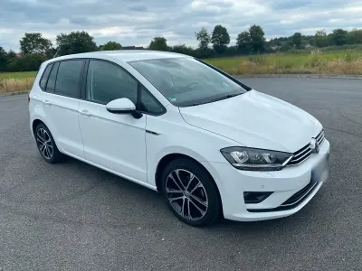 Gebraucht VW Golf VII 110 PS (80 kW) 2015 Weiß Limousine
