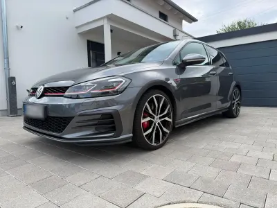 Gebraucht VW Golf VII GTI 245 PS (180 kW) 2018 Grau Limousine