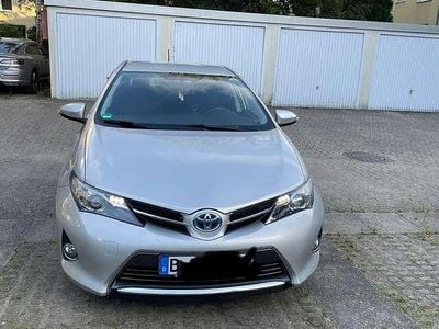 Toyota Auris Hybrid
