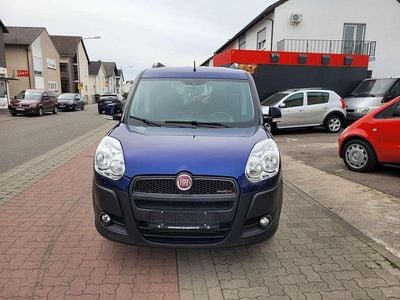 Gebraucht Fiat Doblò 105 PS (77 kW) 2010 Dunkelblau Van / Kleinbus