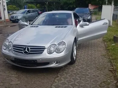 Gebraucht Mercedes SL350 Edition 245 PS (180 kW) 2004 Silber Cabrio