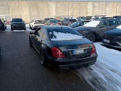 Gebraucht Mercedes S500 387 PS (284 kW) 2006 Schwarz Limousine