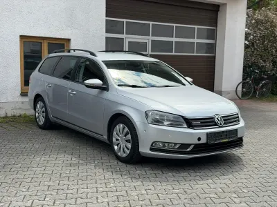 Gebraucht VW Passat Trendline 105 PS (77 kW) 2013 Silber Kombi