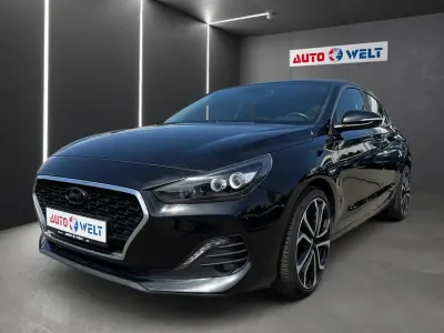 Gebraucht Hyundai i30 140 PS (102 kW) 2018 Schwarz Limousine