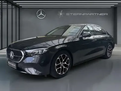Gebraucht Mercedes E220 Avantgarde 197 PS (144 kW) 2025 Grau Limousine