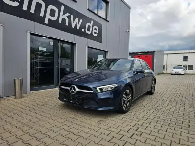 Gebraucht Mercedes A180 Progressive 136 PS (100 kW) 2022 Denimblau  metalliclack Limousine