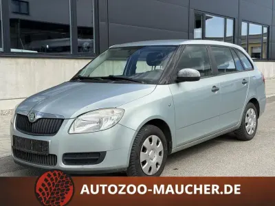 Gebraucht Skoda Fabia 69 PS (50 kW) 2009 Arcticgrn metallic (metallic) Kombi