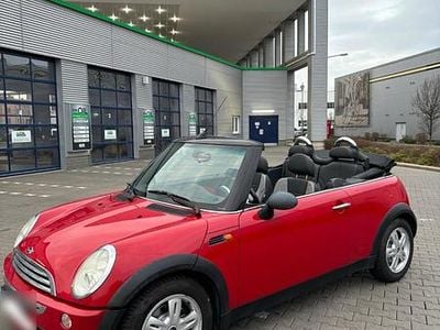 Usado Mini One Cabriolet 90 HP (66 kW) 2005 Vermelho Cabrios