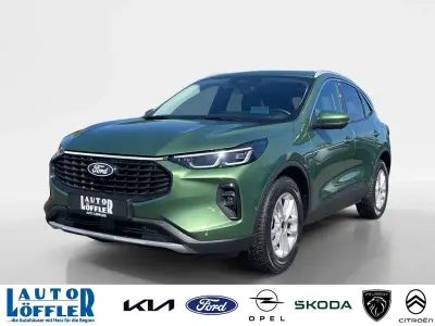 Gebraucht Ford Kuga Titanium 152 PS (111 kW) 2025 Burstinggreen (grün) (metallic) SUV