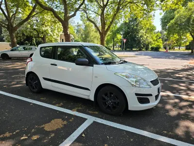 Gebraucht Suzuki Swift 94 PS (69 kW) 2010 Weiß Kleinwagen