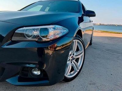 Gebraucht BMW 530 258 PS (189 kW) 2015 Schwarz Kombi