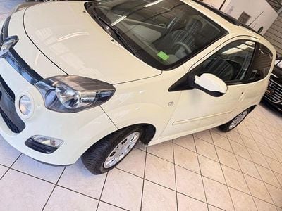 Gebraucht Renault Twingo 75 PS (55 kW) 2013 Weiß Kleinwagen