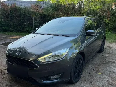 Gebraucht Ford Focus Cool & Connect 120 PS (88 kW) 2017 Braun Limousine
