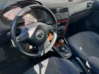 Brugt VW Bora 105 HK (77 kW) 2000 Grøn Sedan
