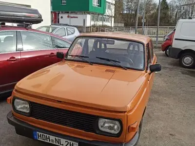 Gebraucht Wartburg 353 50 PS (36 kW) 1981 Orange Limousine