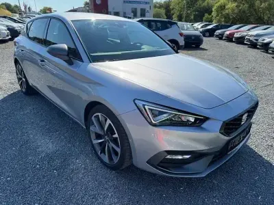 Gebraucht Seat Leon FR 150 PS (110 kW) 2022 Silber Limousine