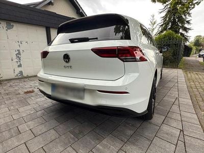 Second-hand VW Golf VIII GTE 245 CP (180 kW) 2020 Alb Berlinǎ