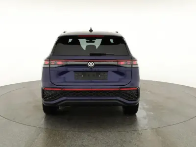 Gebraucht VW Tayron R-line 204 PS (150 kW) 2025 Cipressino grün metallic SUV
