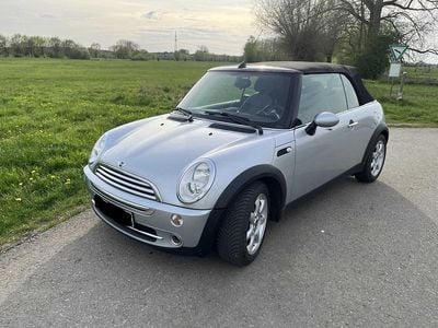 Second-hand Mini One Cabriolet 90 CP (66 kW) 2006 Argintiu Cabrio