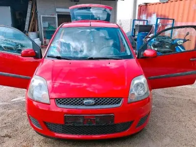 Gebraucht Ford Fiesta 80 PS (58 kW) 2006 Rot Kleinwagen